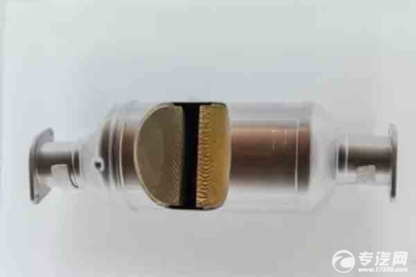 國六專用車上是不是都裝有顆粒捕捉器？